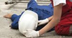 Barbat accidentat de un copac in timpul lucrarilor forestiere in Neamt