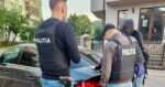 Fratele sau l a furat si a folosit banii pentru jocuri de noroc