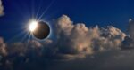 eclipsa de soare vizibila in neamt pe 12 august fenomenul va dura doar cateva minute