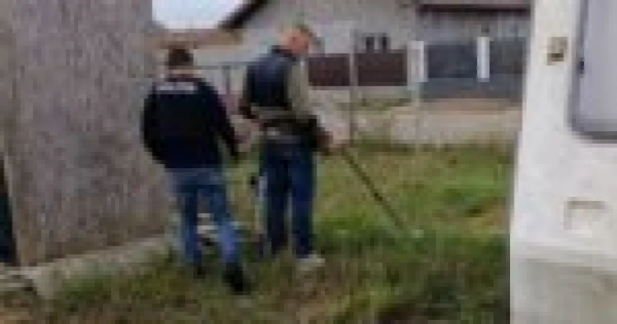 Bijuterii de 100.000 € furate din Piatra-Neamț, găsite îngropate în curtea unui suspect