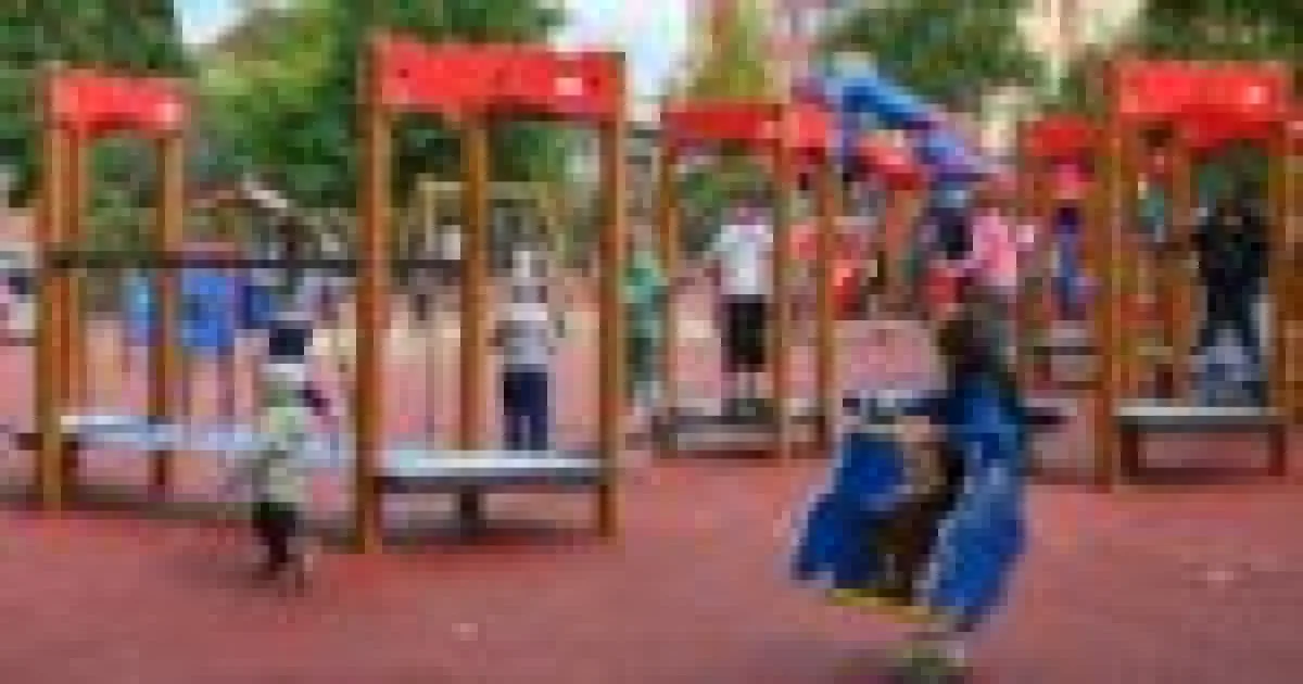 Primăria Piatra-Neamț deschide cel mai mare loc de joacă din oraș, în cartierul Dărmănești