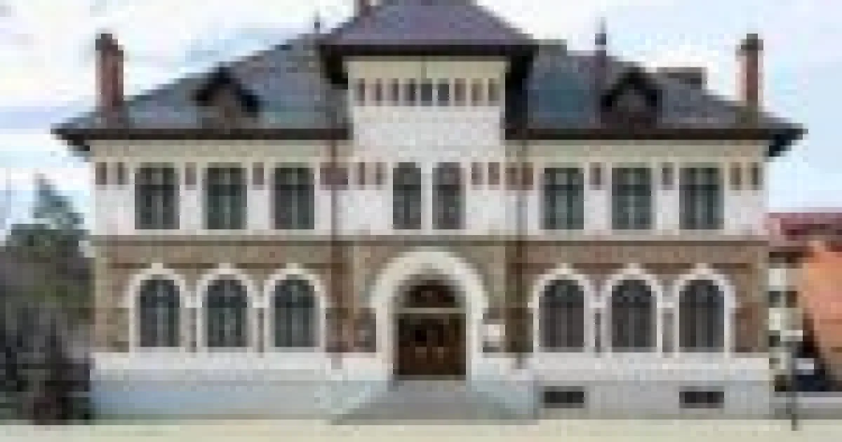Eveniment la Piatra-Neamț: Regina Maria, omagiată la 150 de ani de la naștere