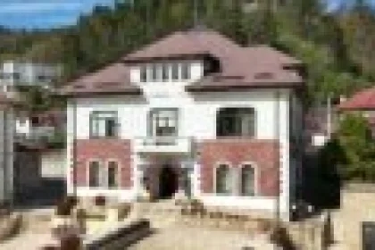Primăria Piatra-Neamț convoacă Consiliul Local în ședință extraordinară pe 8 octombrie
